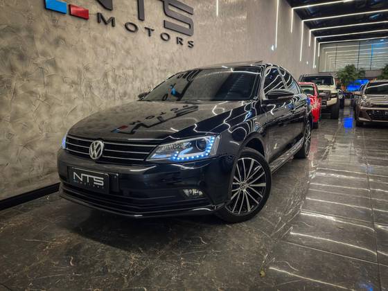 VOLKSWAGEN JETTA 2.0 TSI HIGHLINE 211CV GASOLINA 4P TIPTRONIC